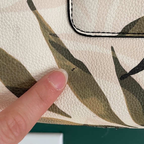 A New Day Olive Leaf Print Zip Top Tote Bag - Picture 4 of 16
